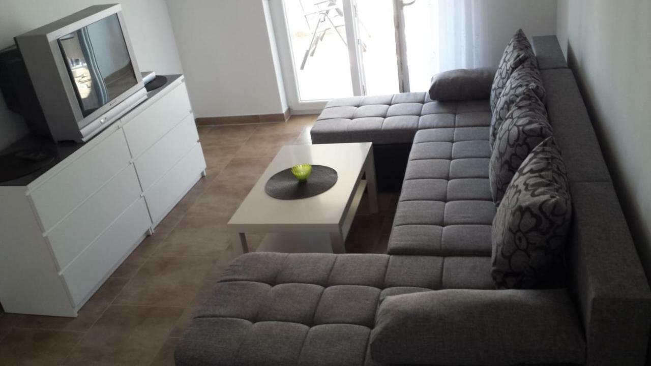 Ferienwohnung Haus Milana Nin Exterior foto
